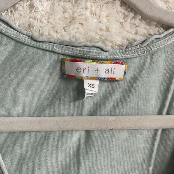 Eri + Ali lightly worn top - Picture 3 of 7